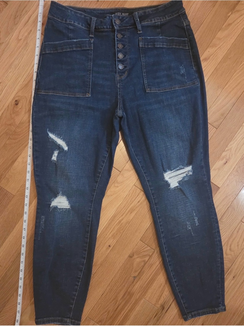 NWOT Judy Blue Indigo Distressed Skinny Jeans with Patch Pockets